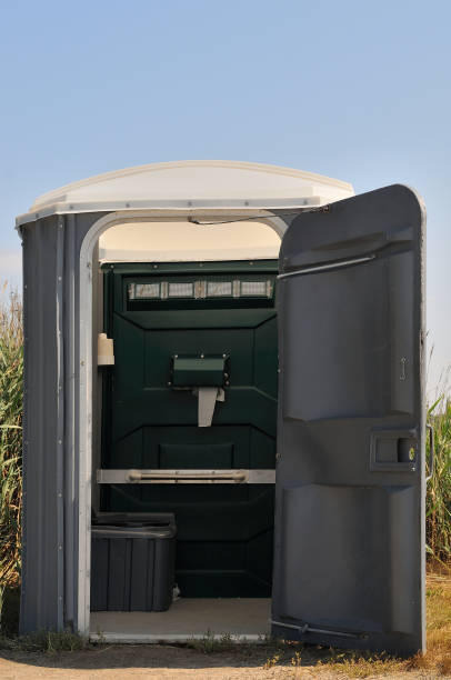 Best Porta potty delivery and setup  in Compton, CA