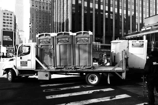 Best Luxury portable toilet rental  in Compton, CA